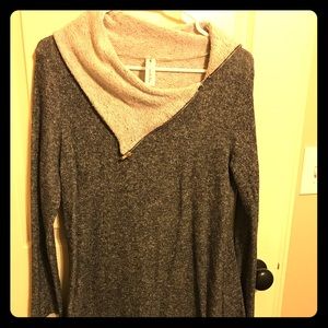 🌼Vanilla Bay Long Sweater SIZE L.🌼